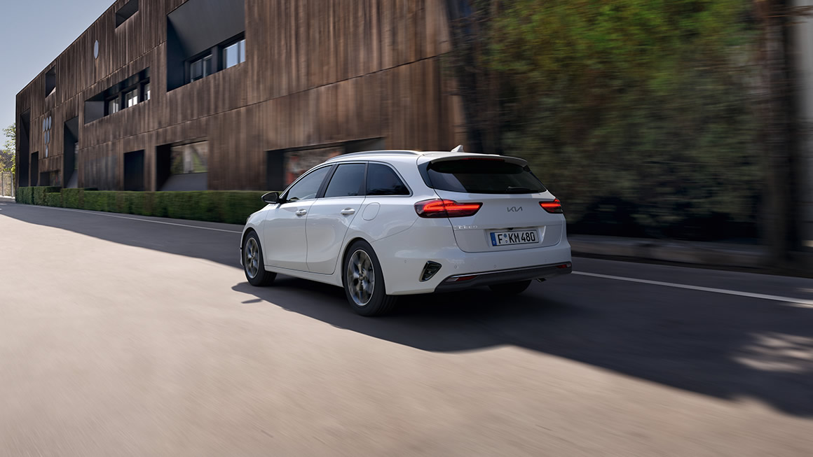 Kia Ceed Sportswagon, Heckansicht Fahrerseite